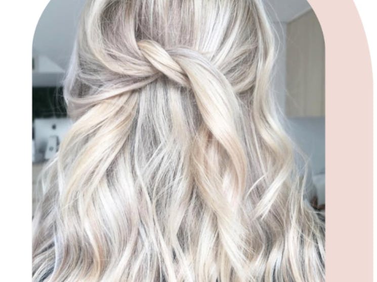 a photo of a new blonde hairstyle from the back