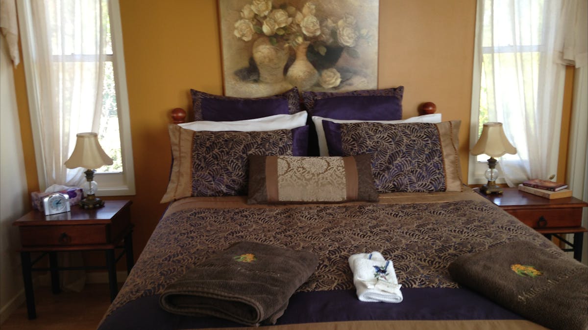 Mulanah Gardens Bed and Breakfast Cottages Mulanah Gardens Bed and Breakfast Cottages