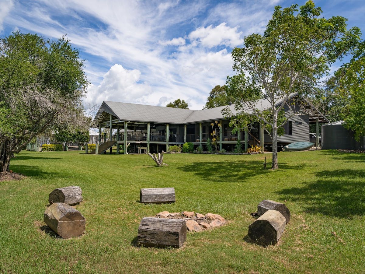 Beautiful Hedlow Lodge and grounds Beautiful Hedlow Lodge and grounds