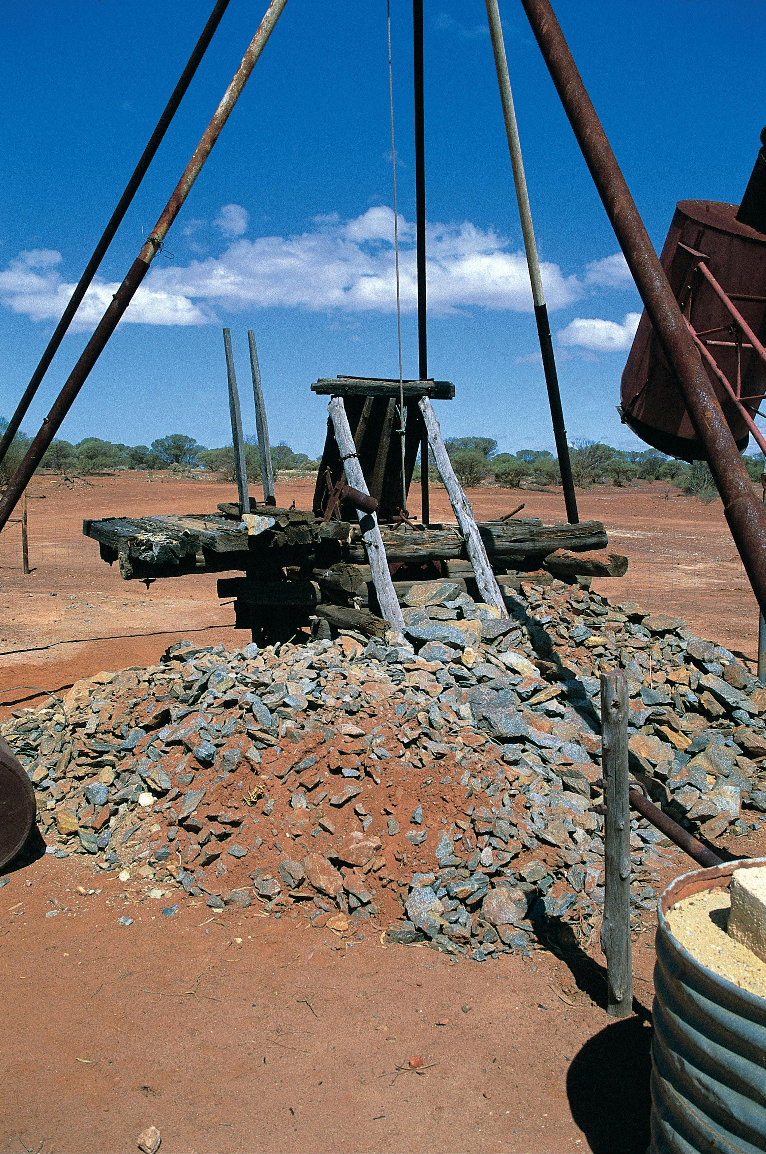 Display at the Paynes Find Gold Battery museum