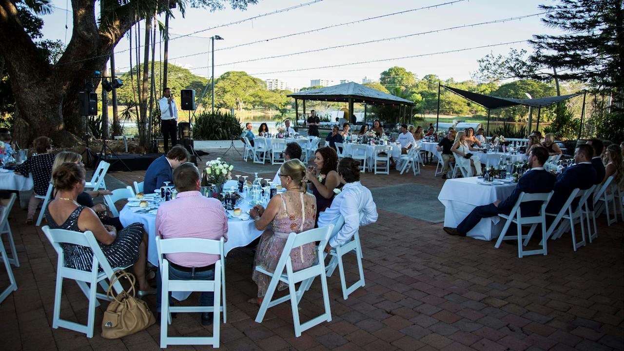 Gardens Park Golf Links Beergarden Venue