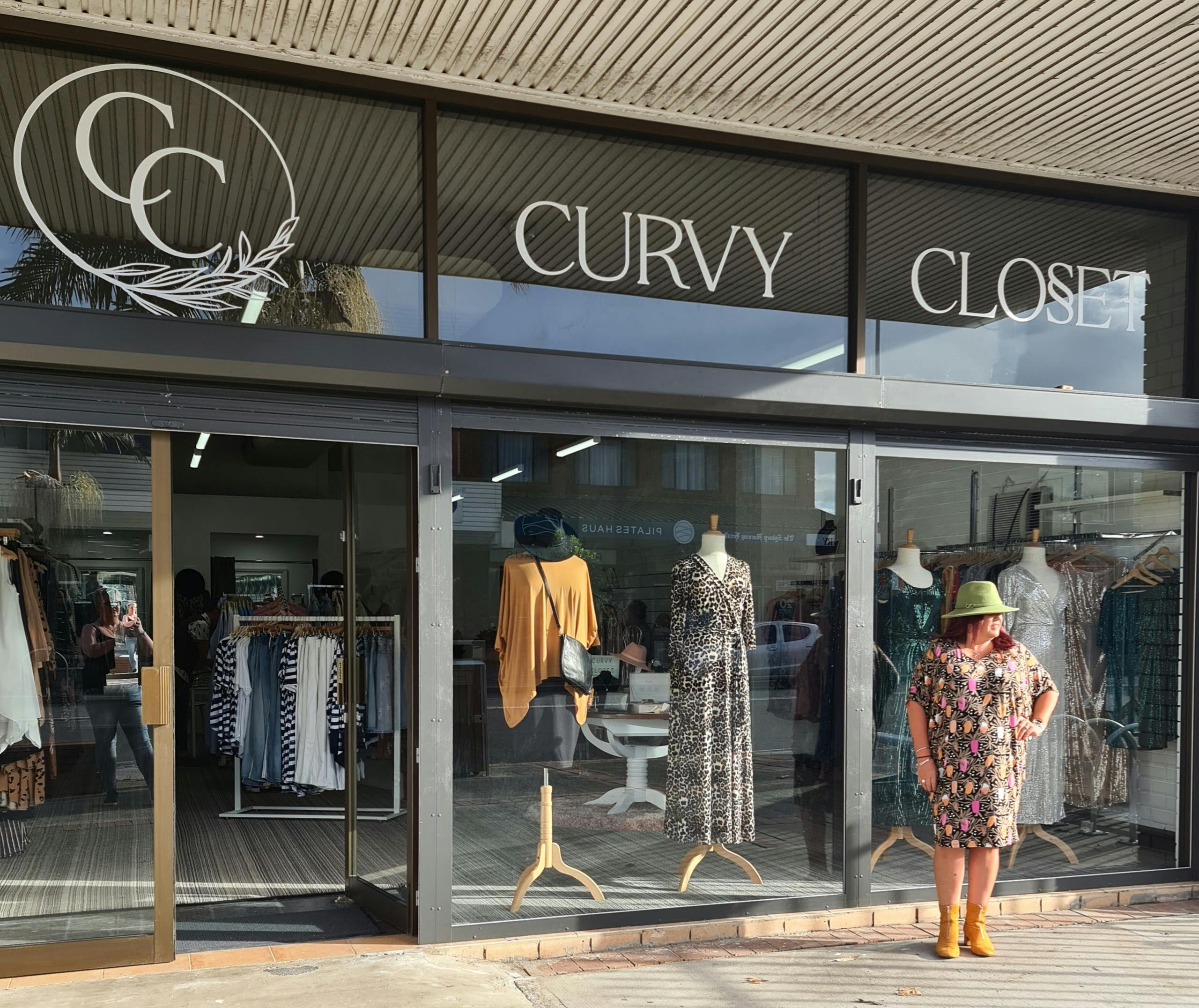 Curvy Closet