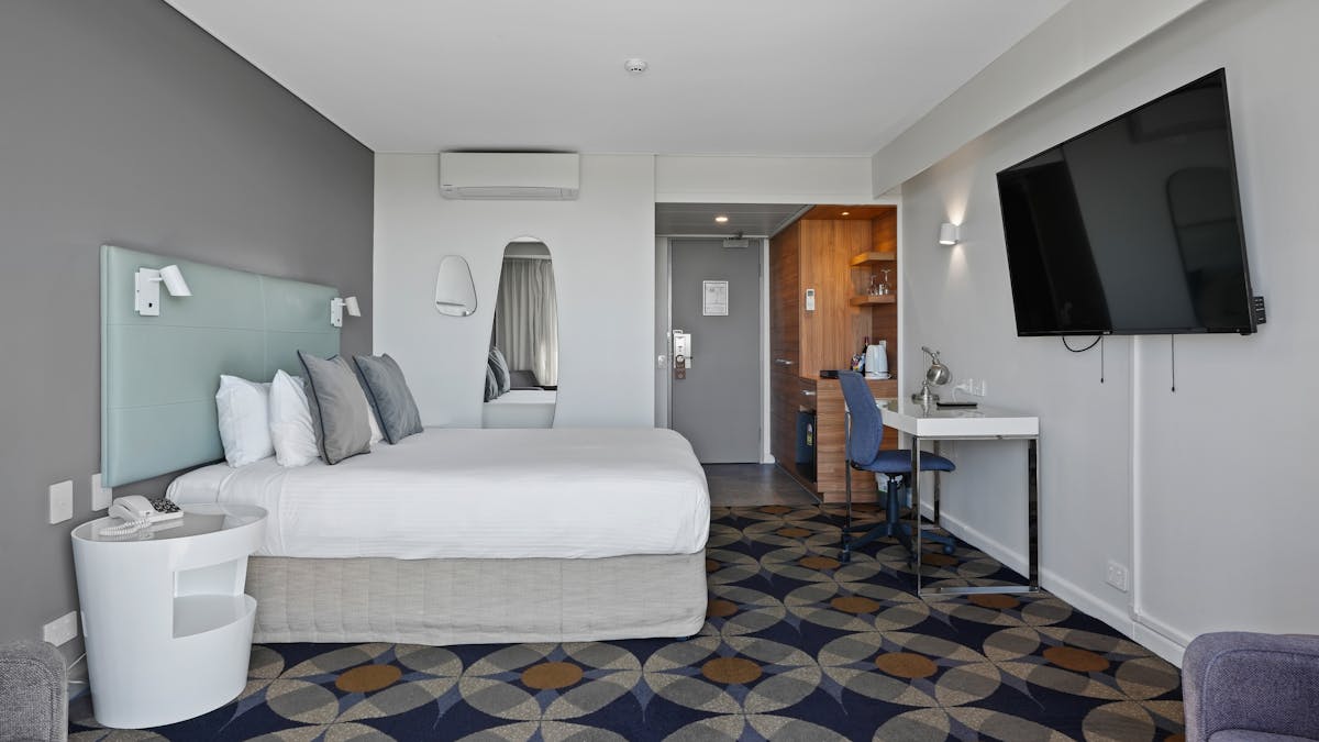 Queen Room