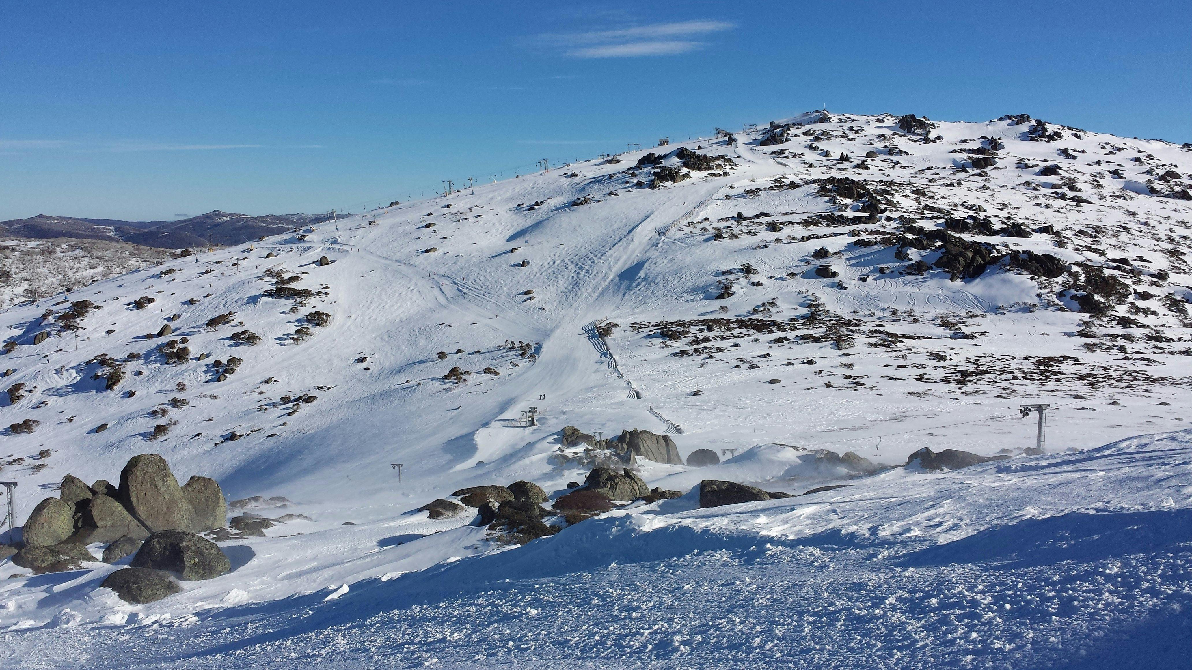 Mountain Perisher from side view