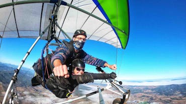 Tandem Hang gliding with Lisa Tandem Hang gliding with Lisa