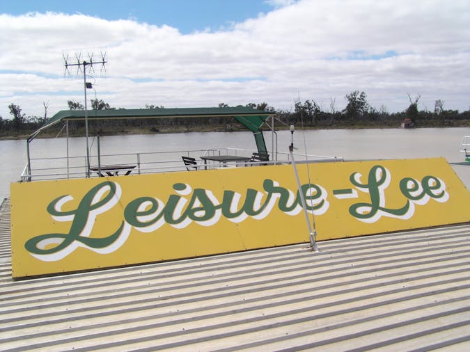 Leisure Lee Green Gold Houseboats