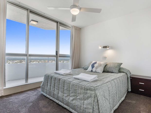 3 Bedroom Apartment - Panoramic Ocean View
