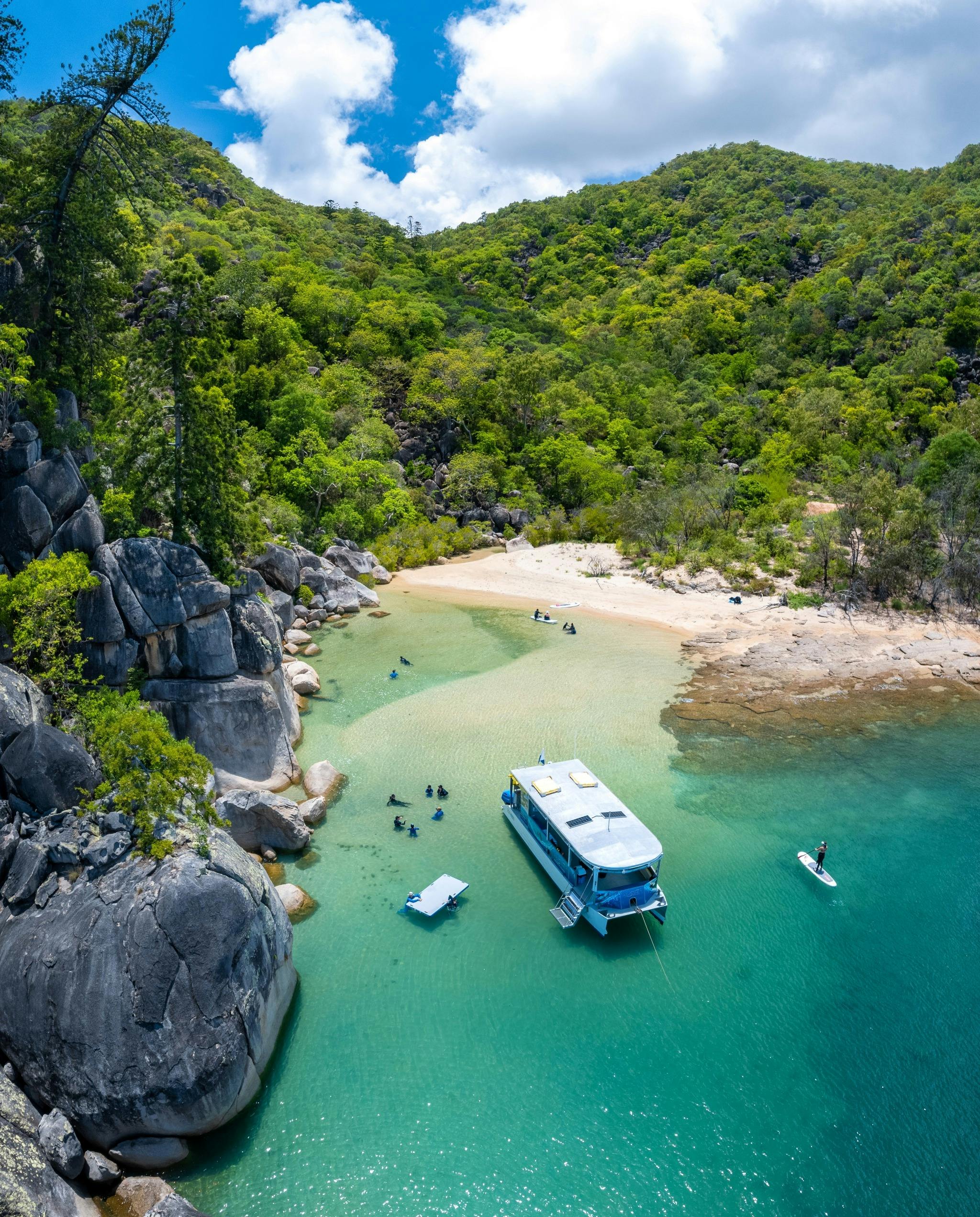 Remote Boat Access Secluded Bay