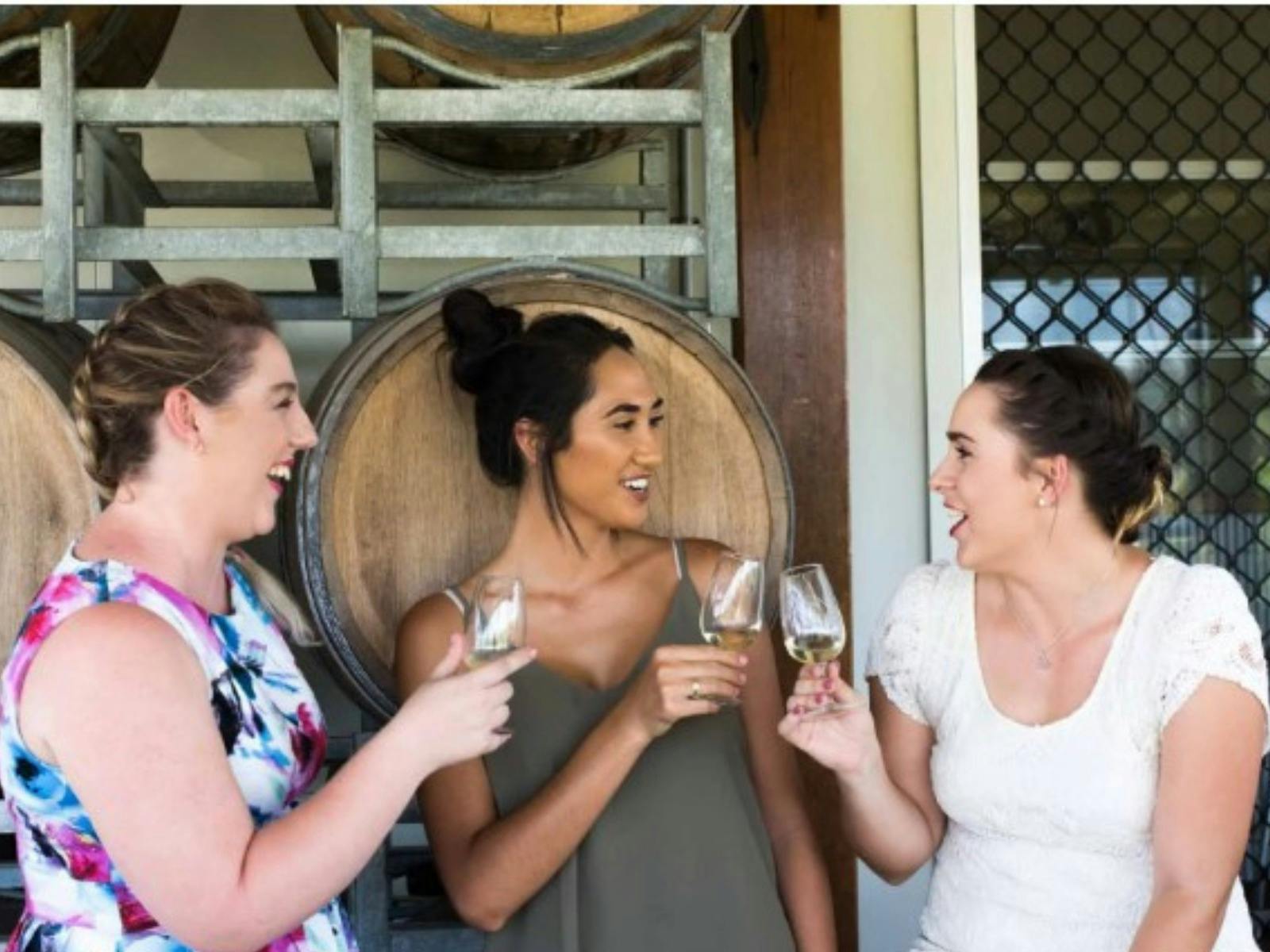 Mountain Wine Tours - The Wobbly Boot Tour - Sip, savour and summit