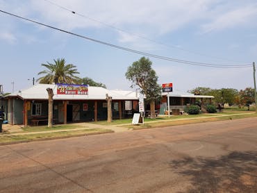 Pub/Kitchen/Reception Pub/Kitchen/Reception