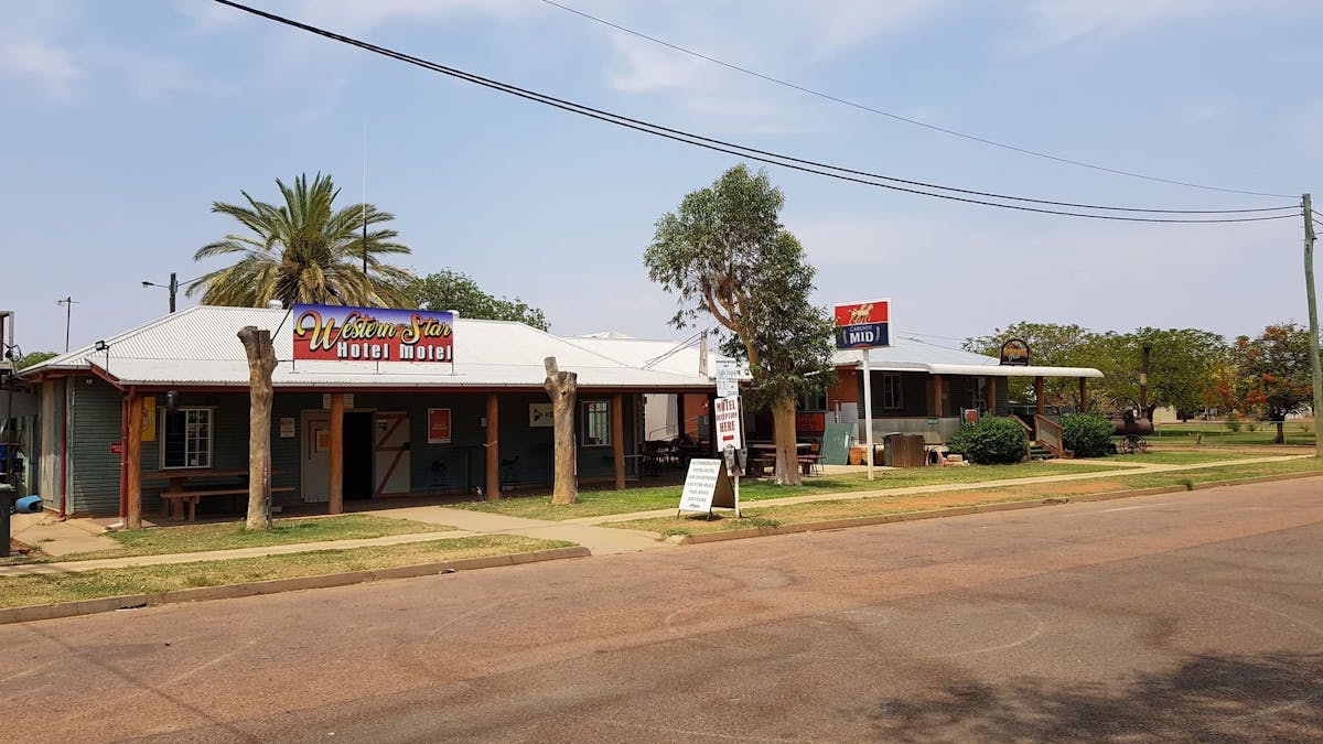 Pub/Kitchen/Reception