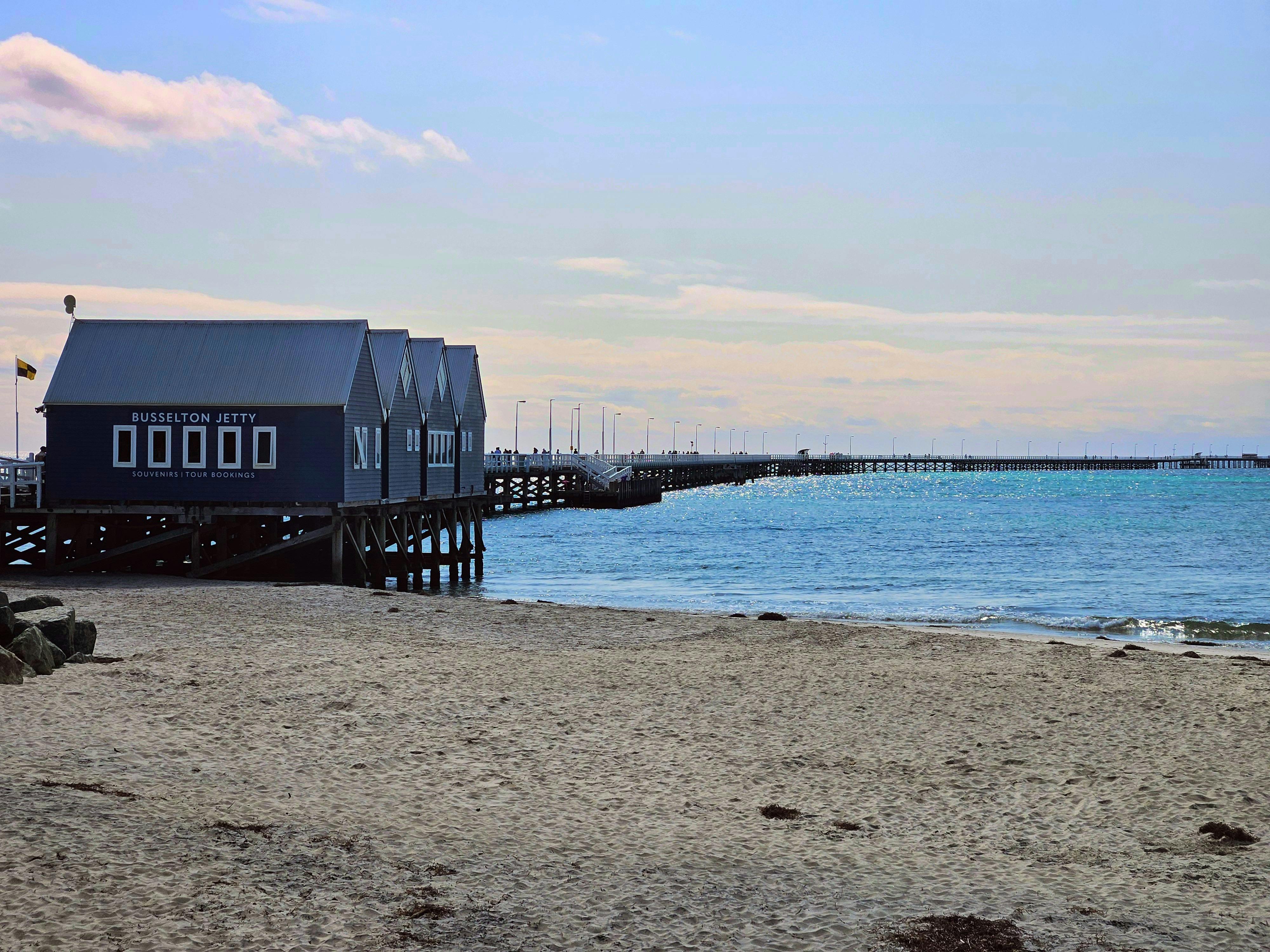 Busselton Jetty, Ngilgi Cave, Tree Top Walk and the Gap - Two days, one night