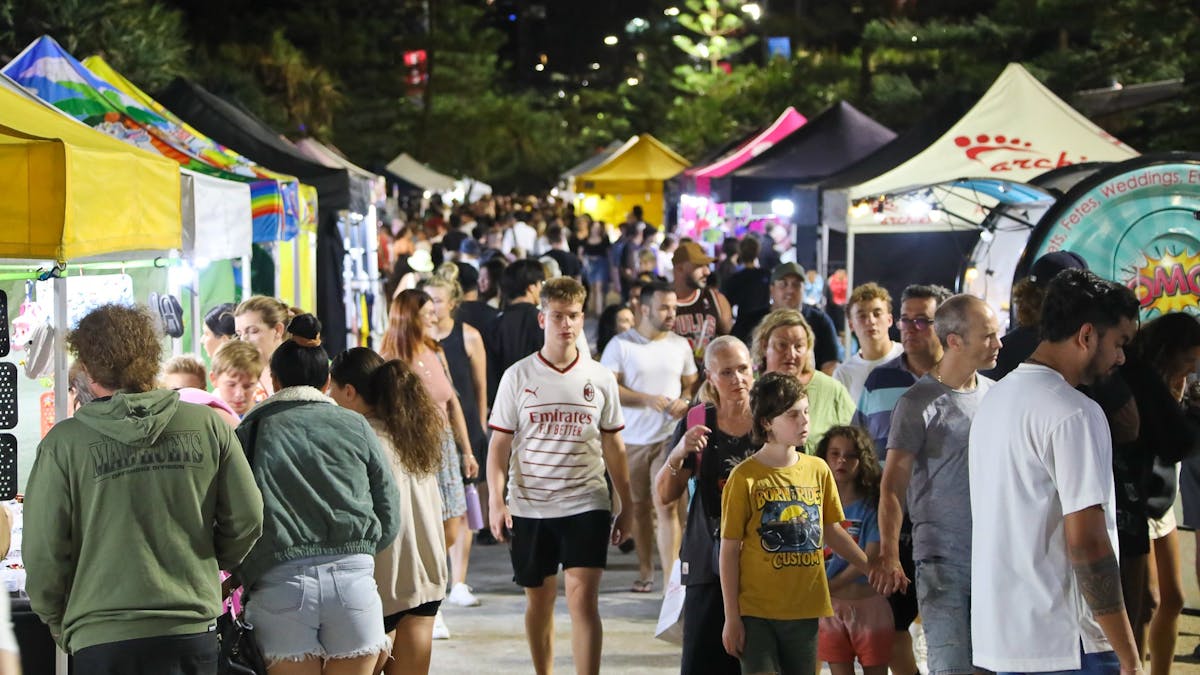 Surfers Paradise Beachfront Markets on the Gold Coast Surfers Paradise Beachfront Markets on the Gold Coast