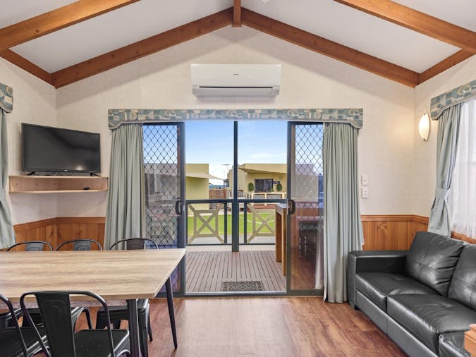 Superior 2 Bedroom Cabin