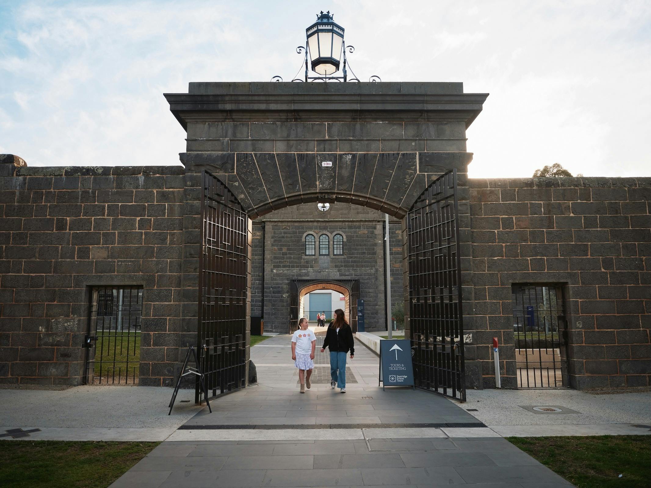 Time Travellers – Scavenger Hunt at Pentridge Prison