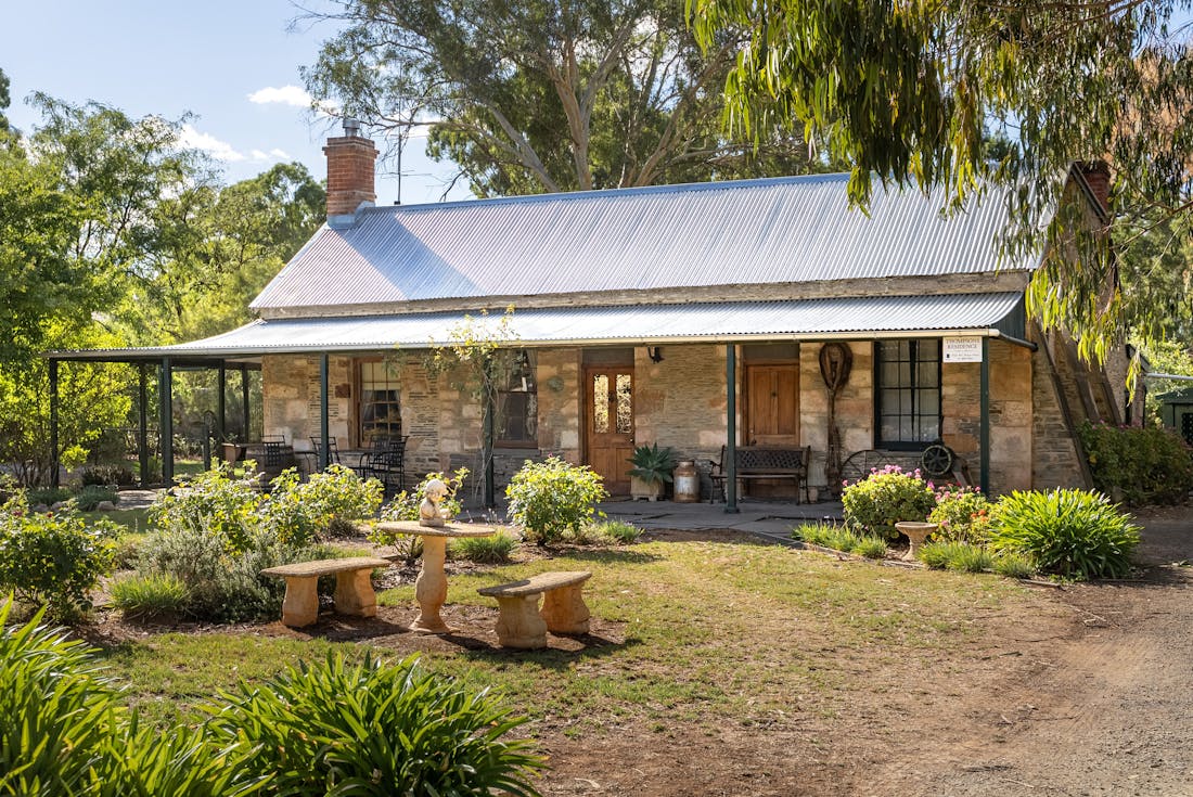 Reillys Wines Heritage B&B Cottages - Mintaro, Accommodation | So...