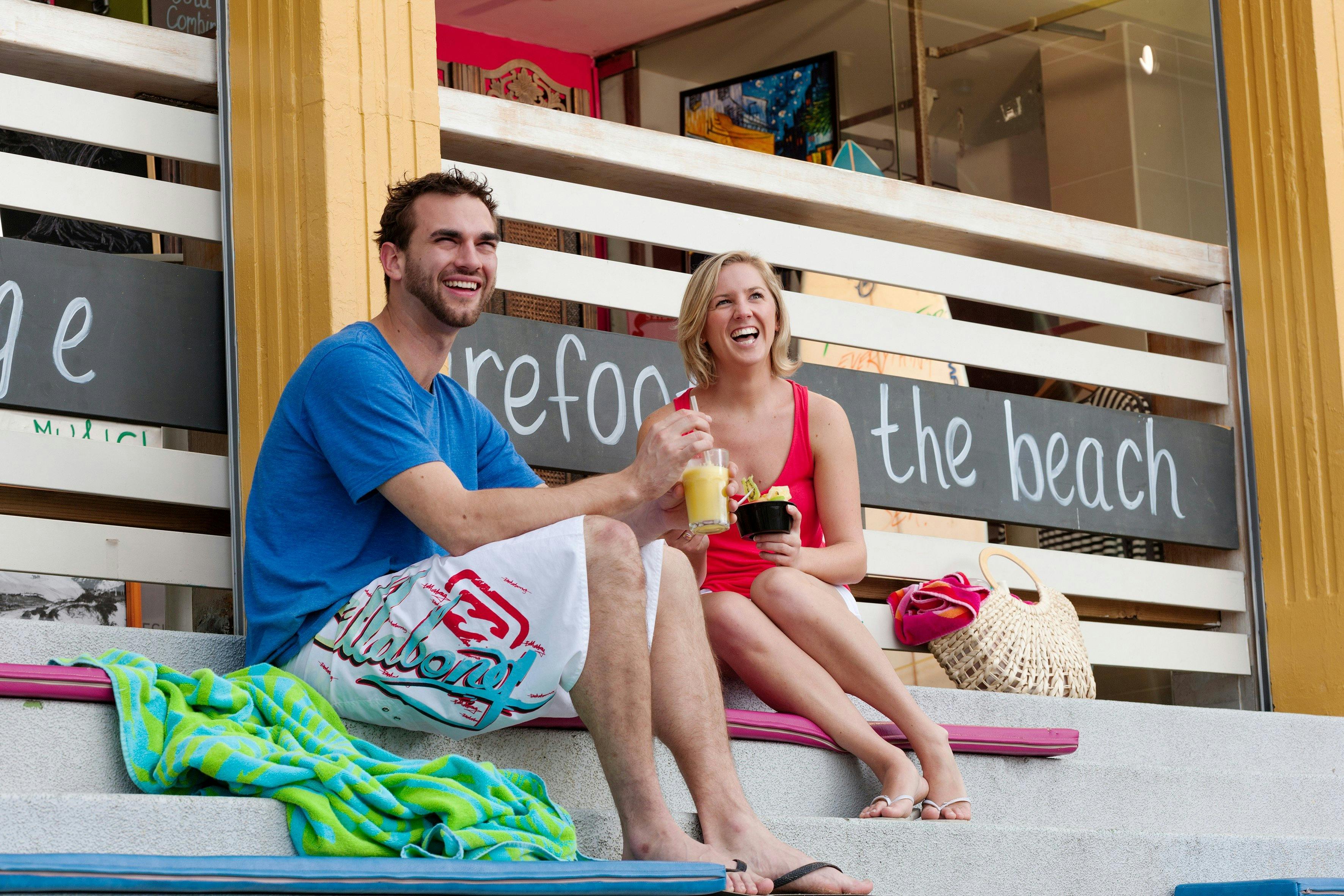 Cafe on Cronulla Beach