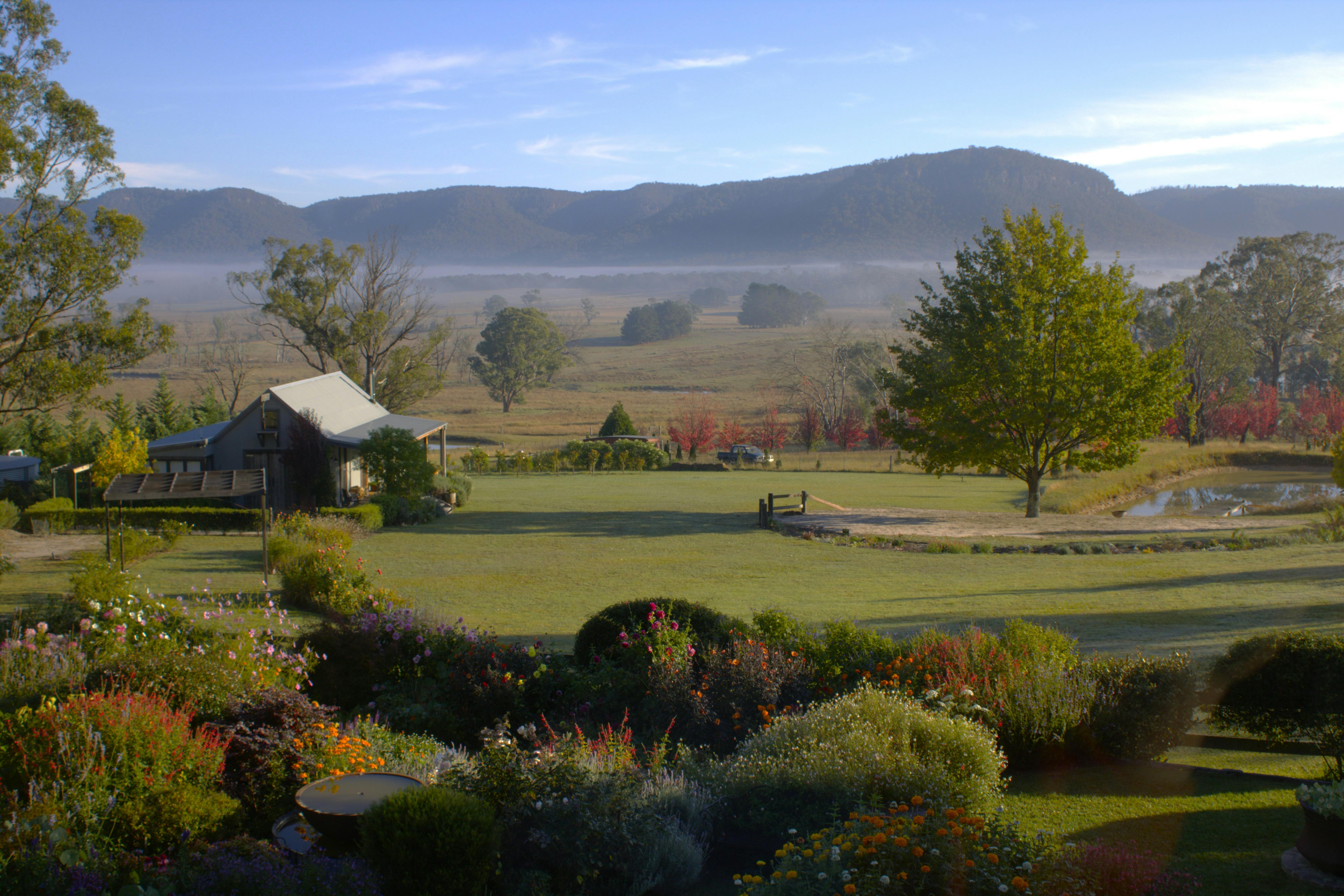 Wonderful valley and mountain views to paint