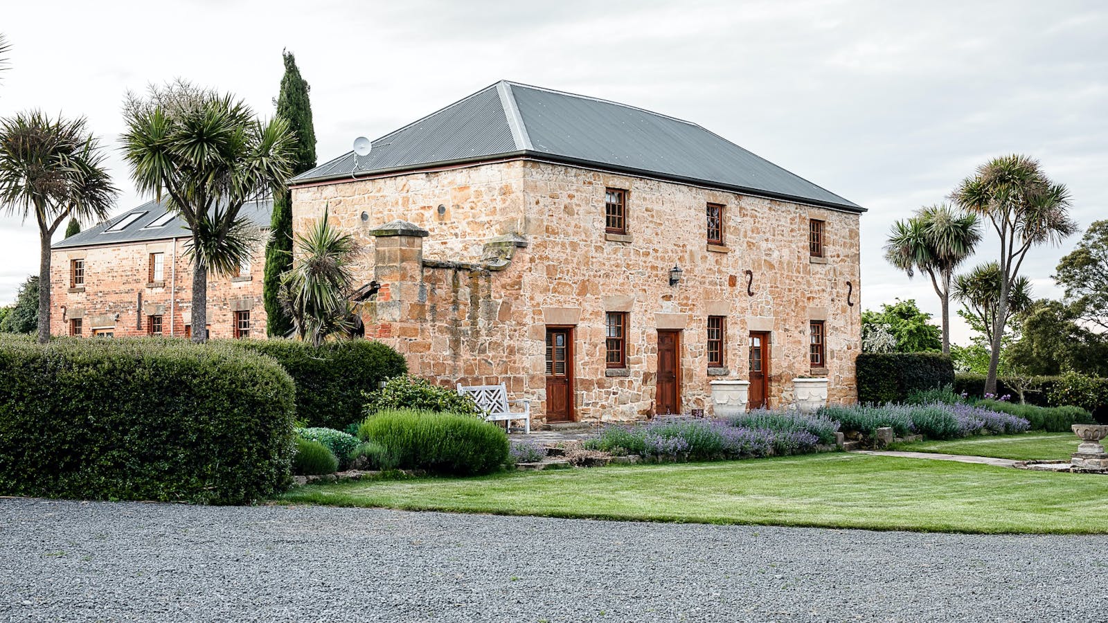 This former Granary (c1820s) is now luxury accommodation.