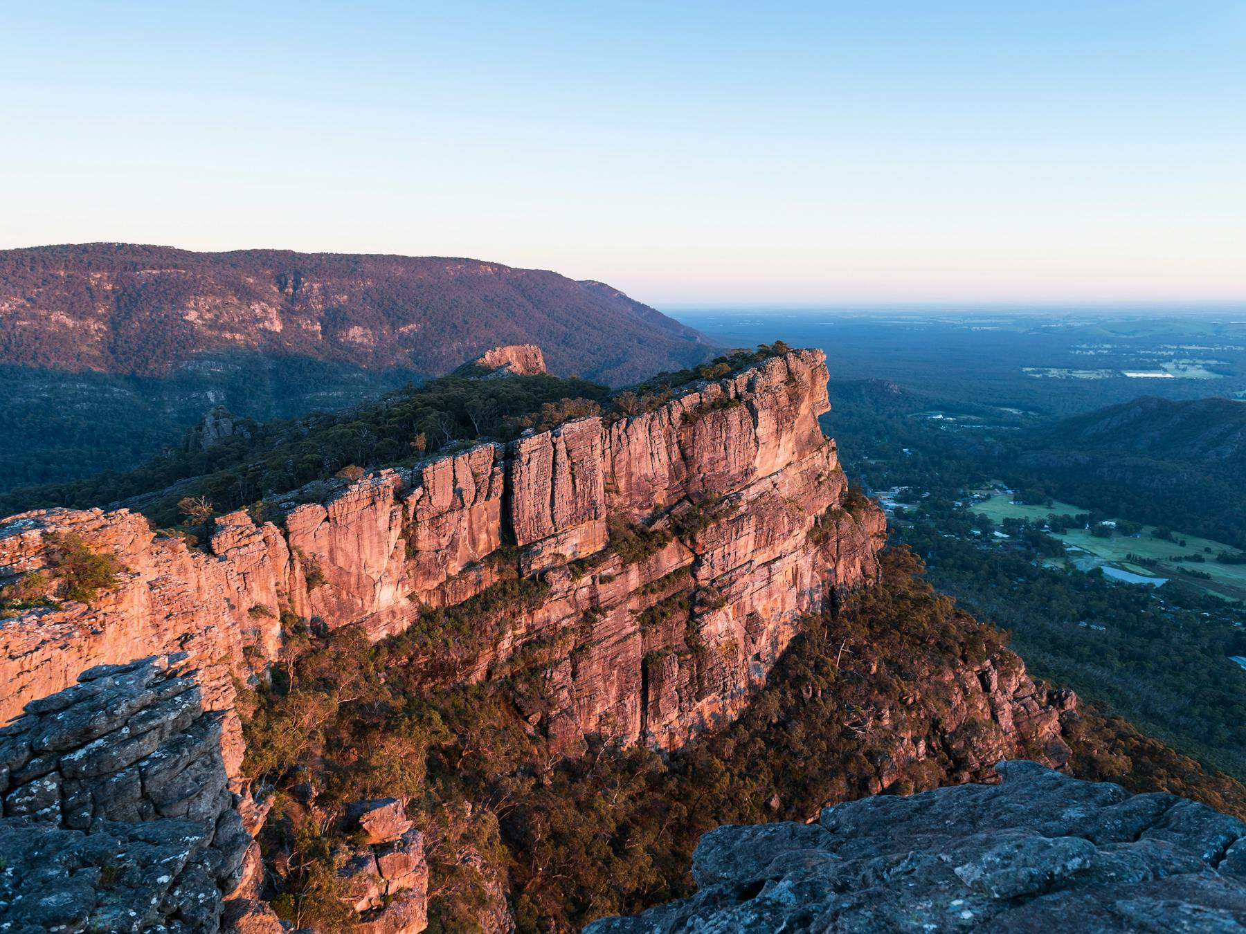 Stunning early morning views in the Grampians