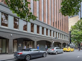 Mantra on Little Bourke