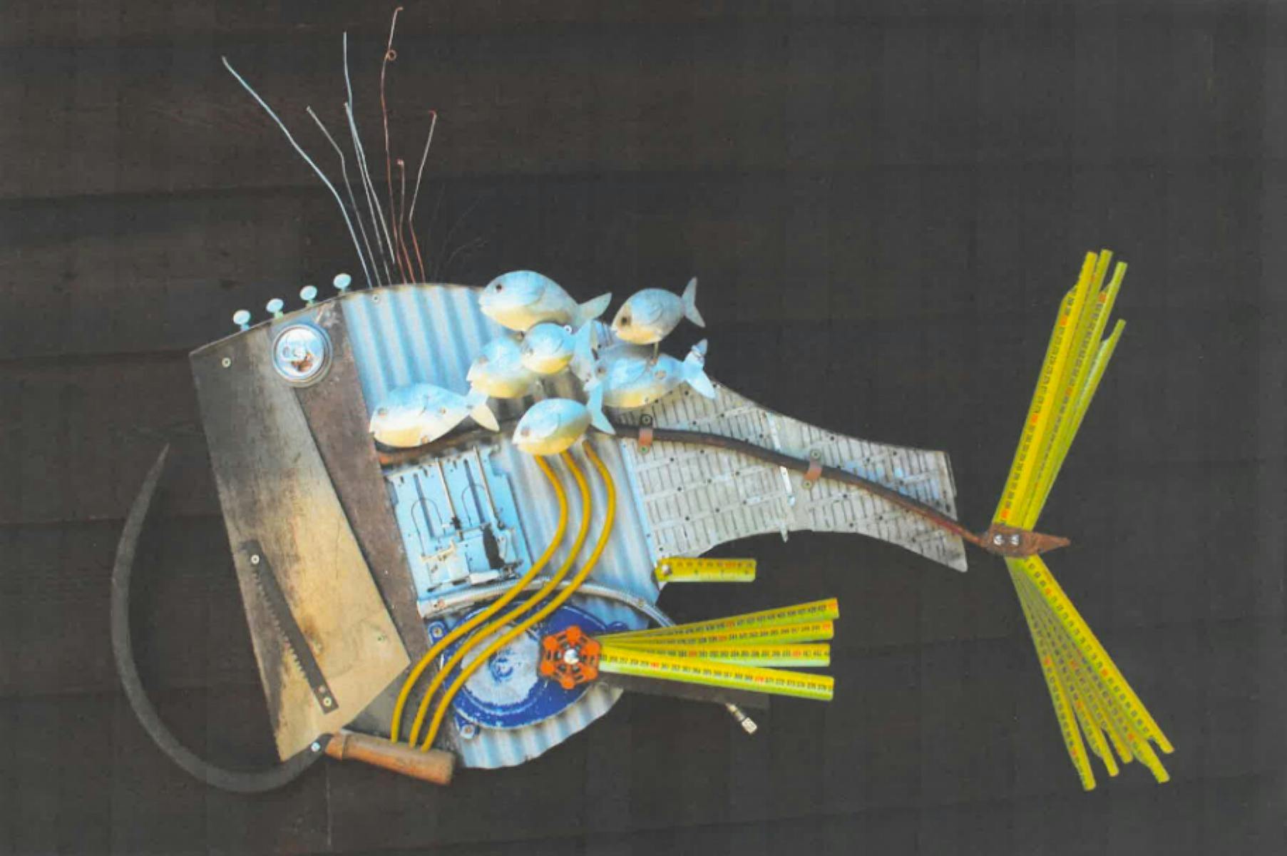 Robert Liston- Corrugated crab catcher with passing school 2020