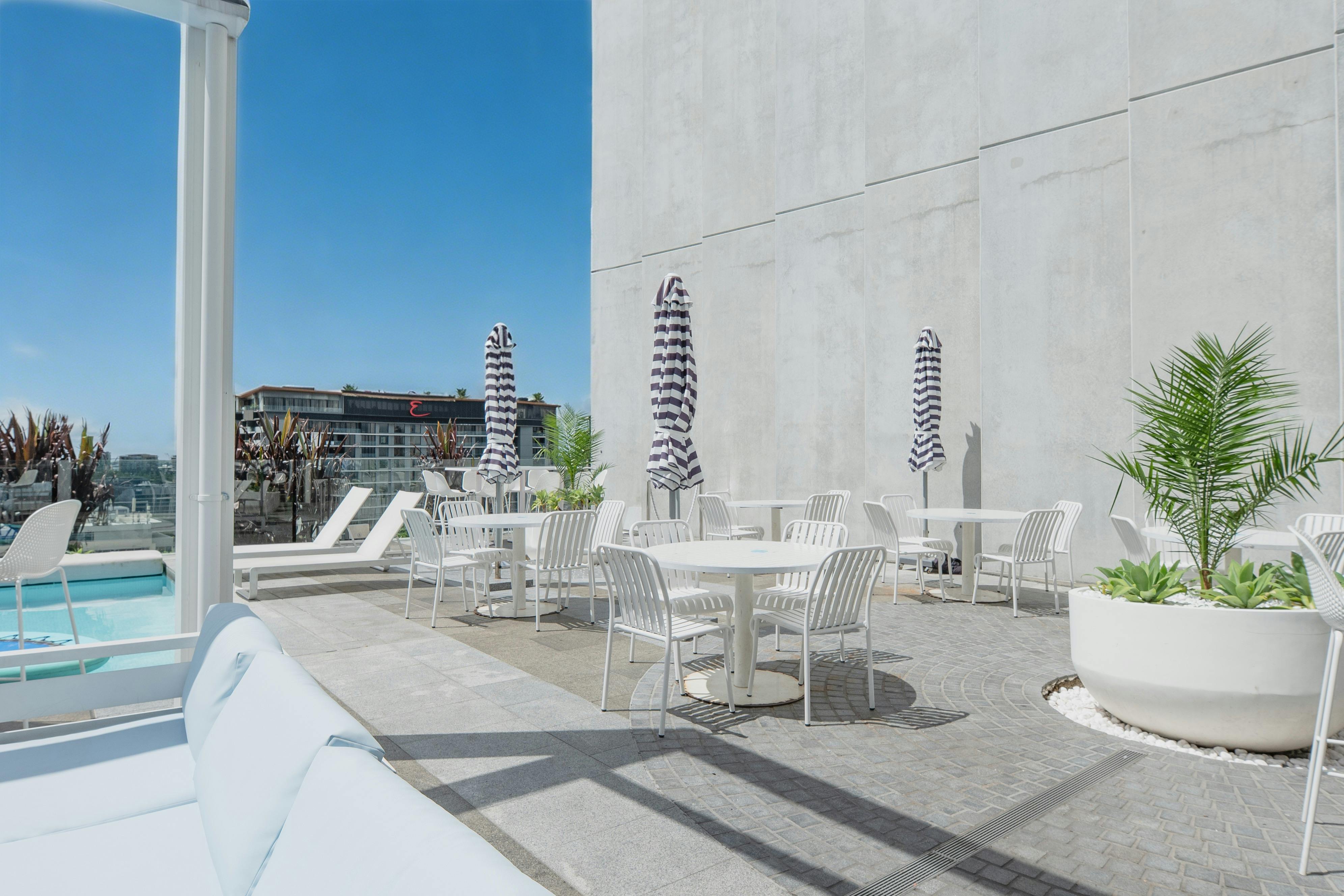 Lina Rooftop