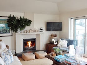 Main living room - Upper floor