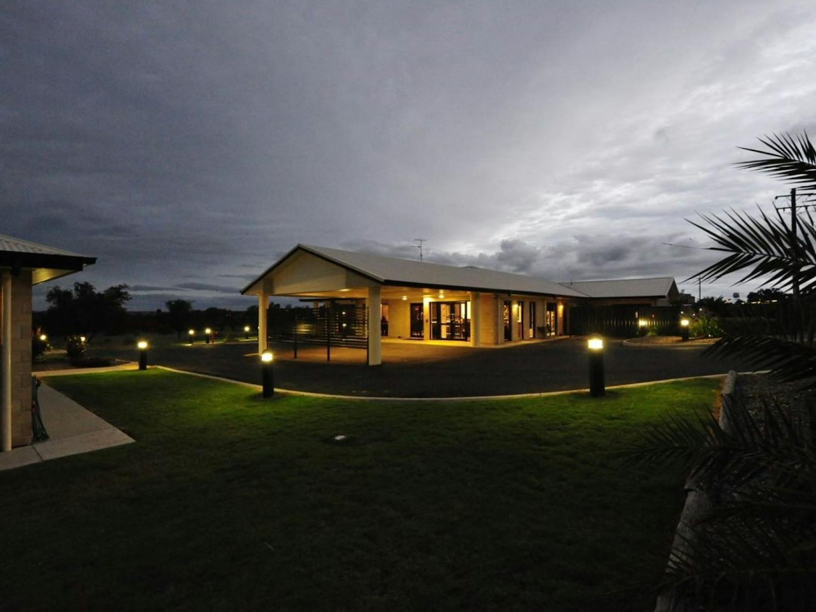 Modern motel in a quiet country setting. Modern motel in a quiet country setting.