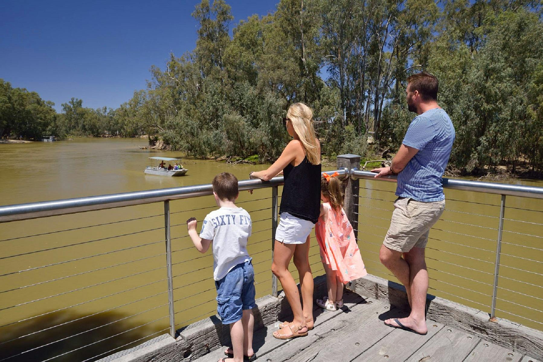 Family enjoying views of the Murray River at Barham