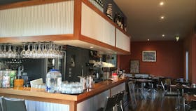 Waves Bar