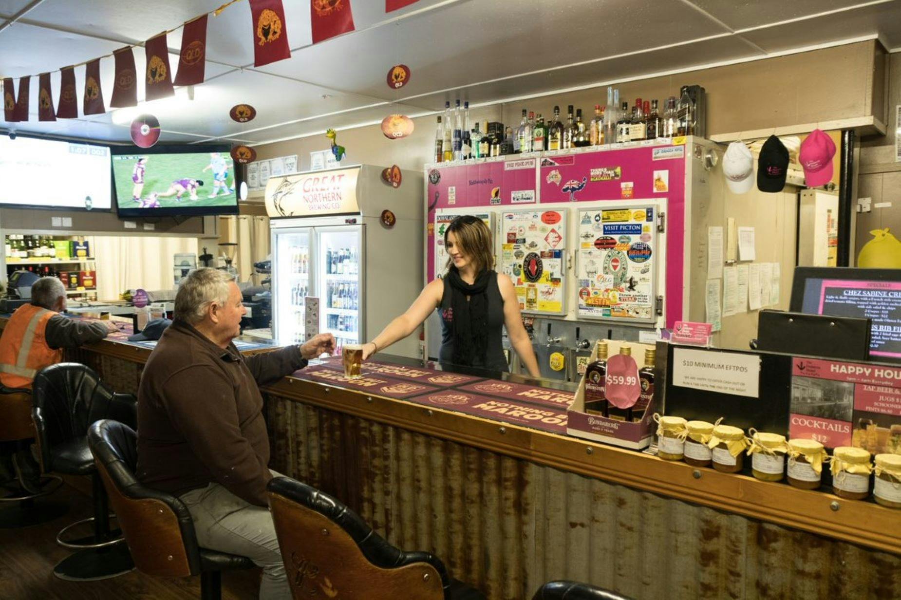 Friendly service in the bar