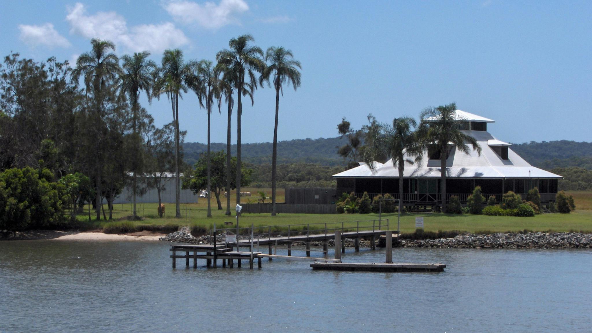 Lady Brisbane, sailing to the Gold Coast