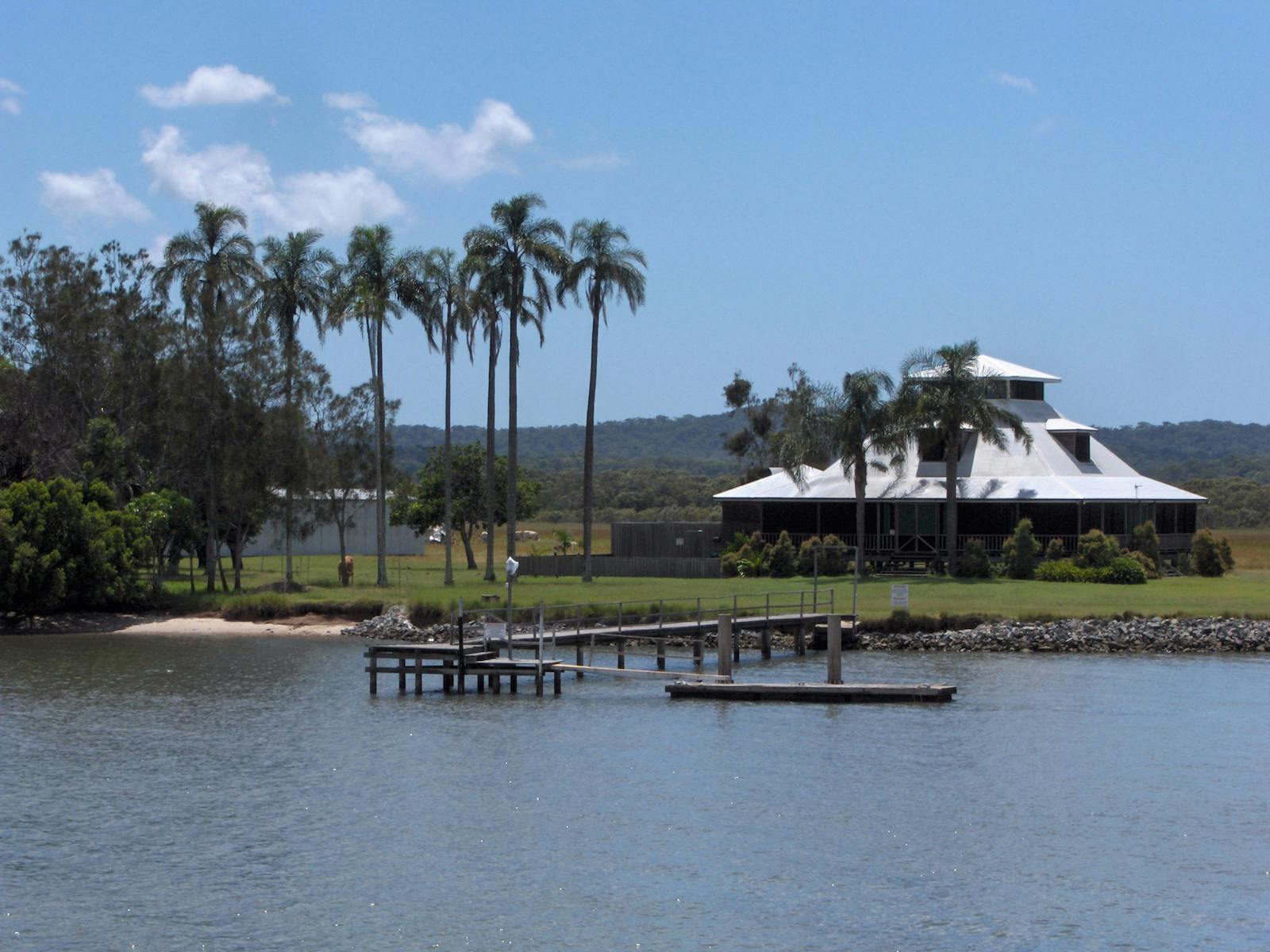 Lady Brisbane, sailing to the Gold Coast