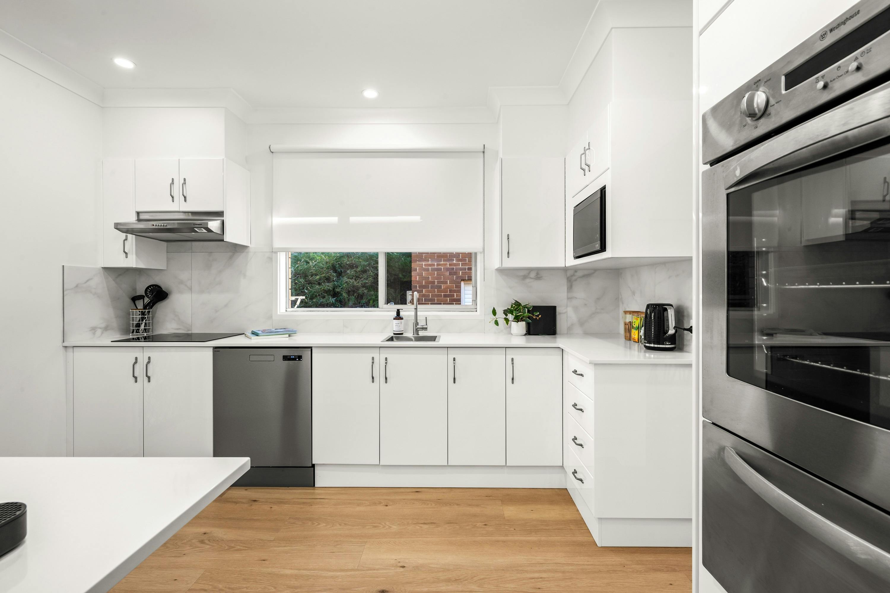 Hillview Newcastle House Airbnb book direct the fam holiday home house