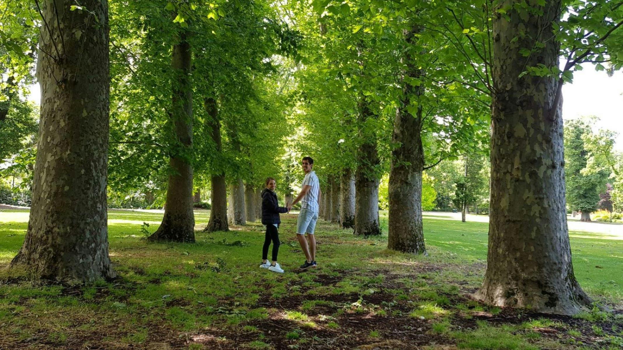 Couple in teh park
