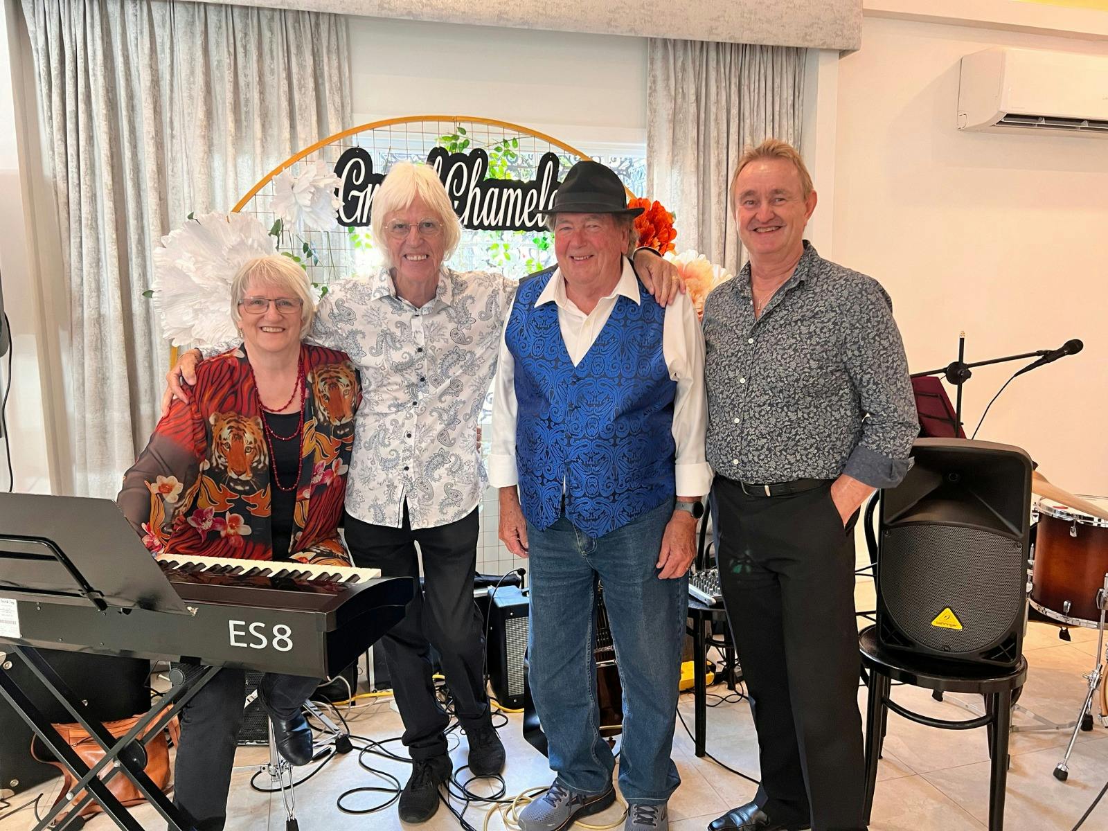 JAZZ – Lazy Sunday Afternoon in Grand Surrounds
