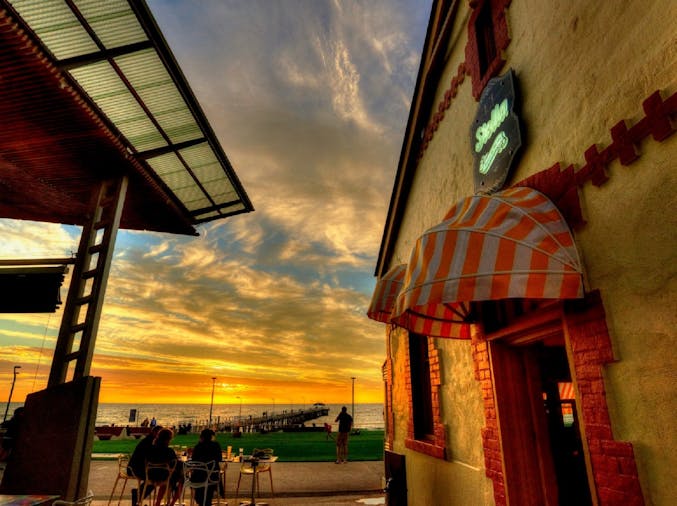 Sunset Jetties Beaches Evening Tour 6pm to 930pm