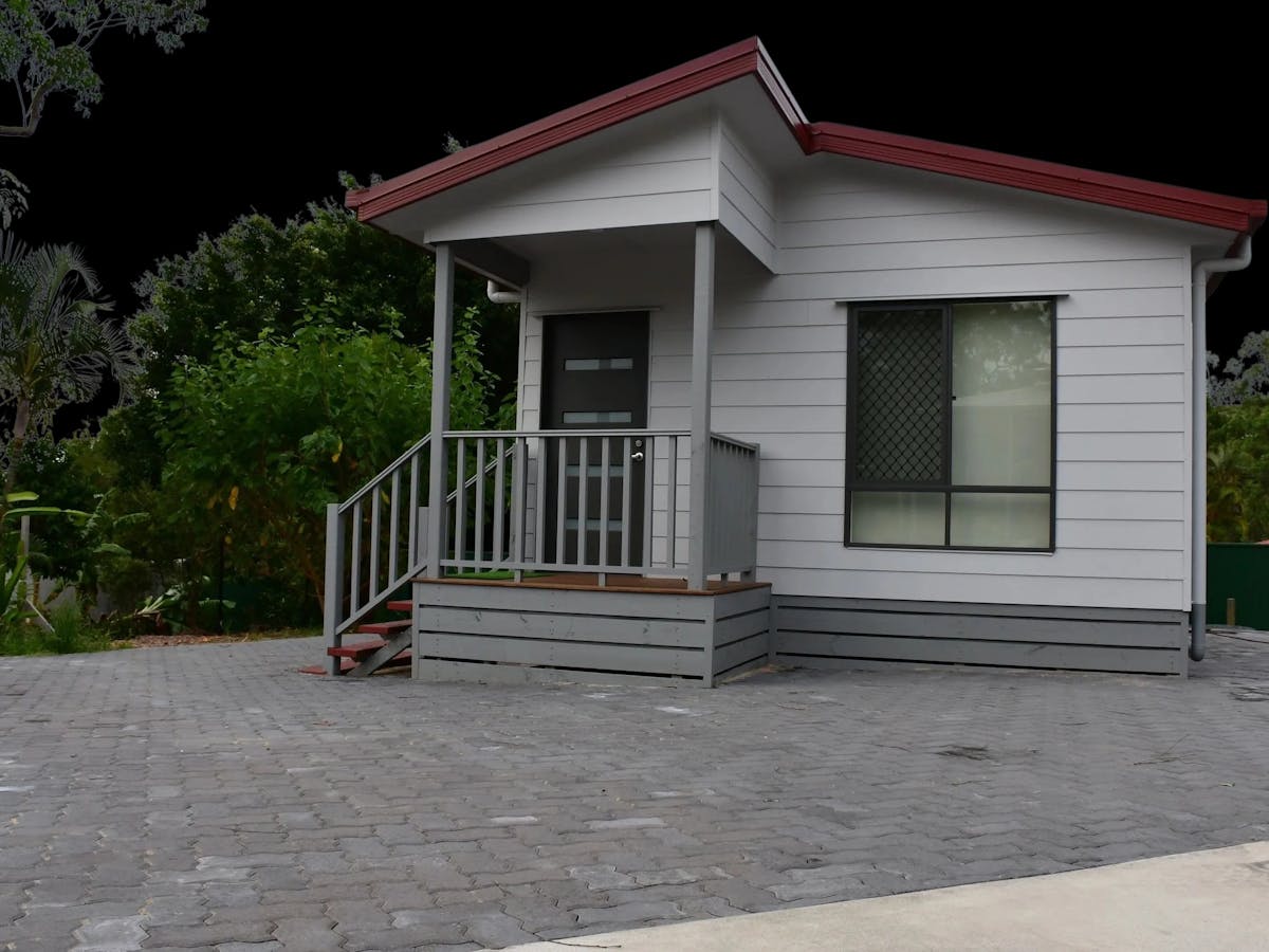 Woodford Serenity Cottage Front
