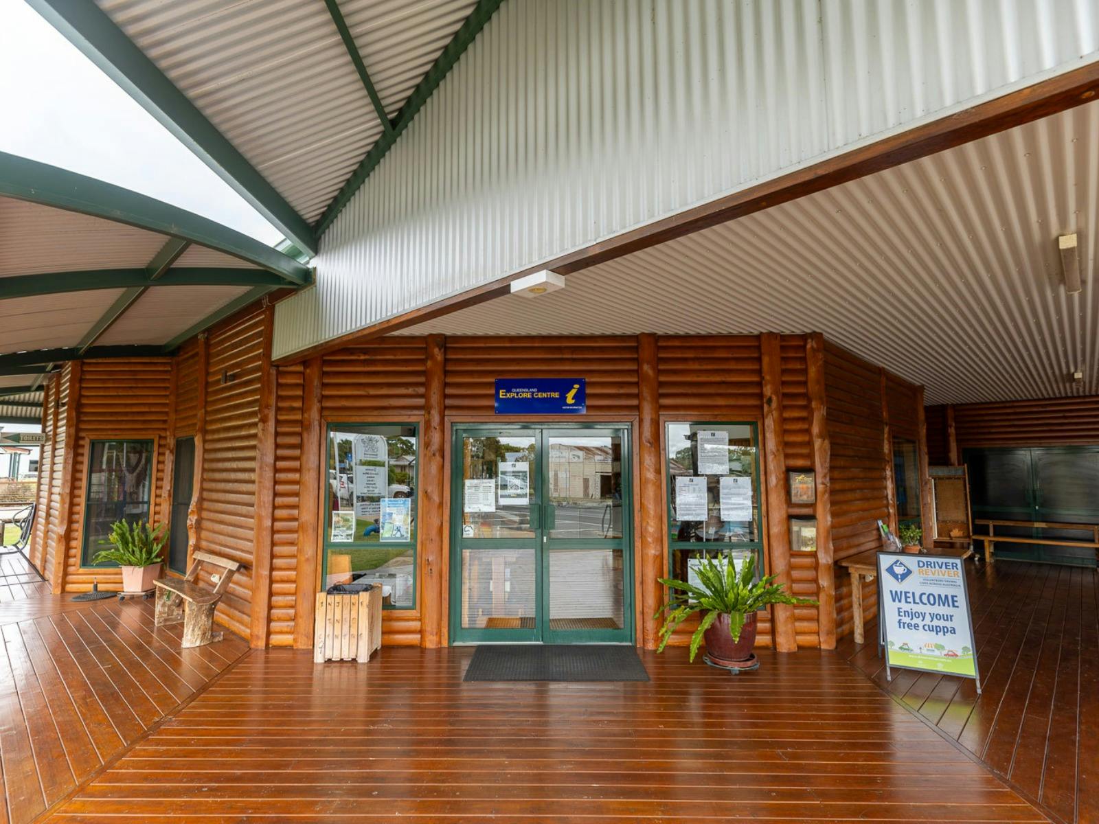 The main entry to the Injune Visitor Information Centre