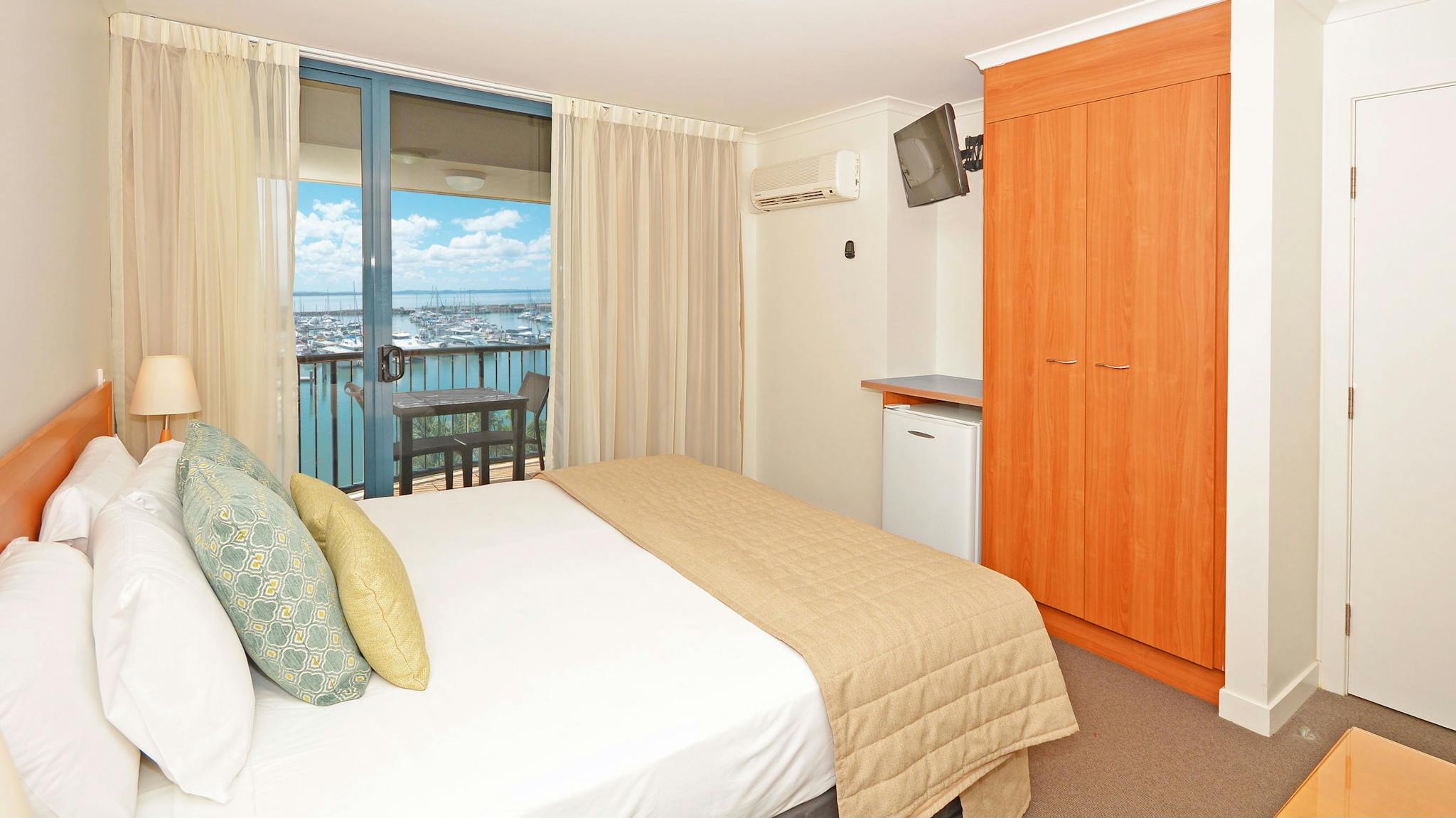 Mantra Hervey Bay Mantra Hervey Bay