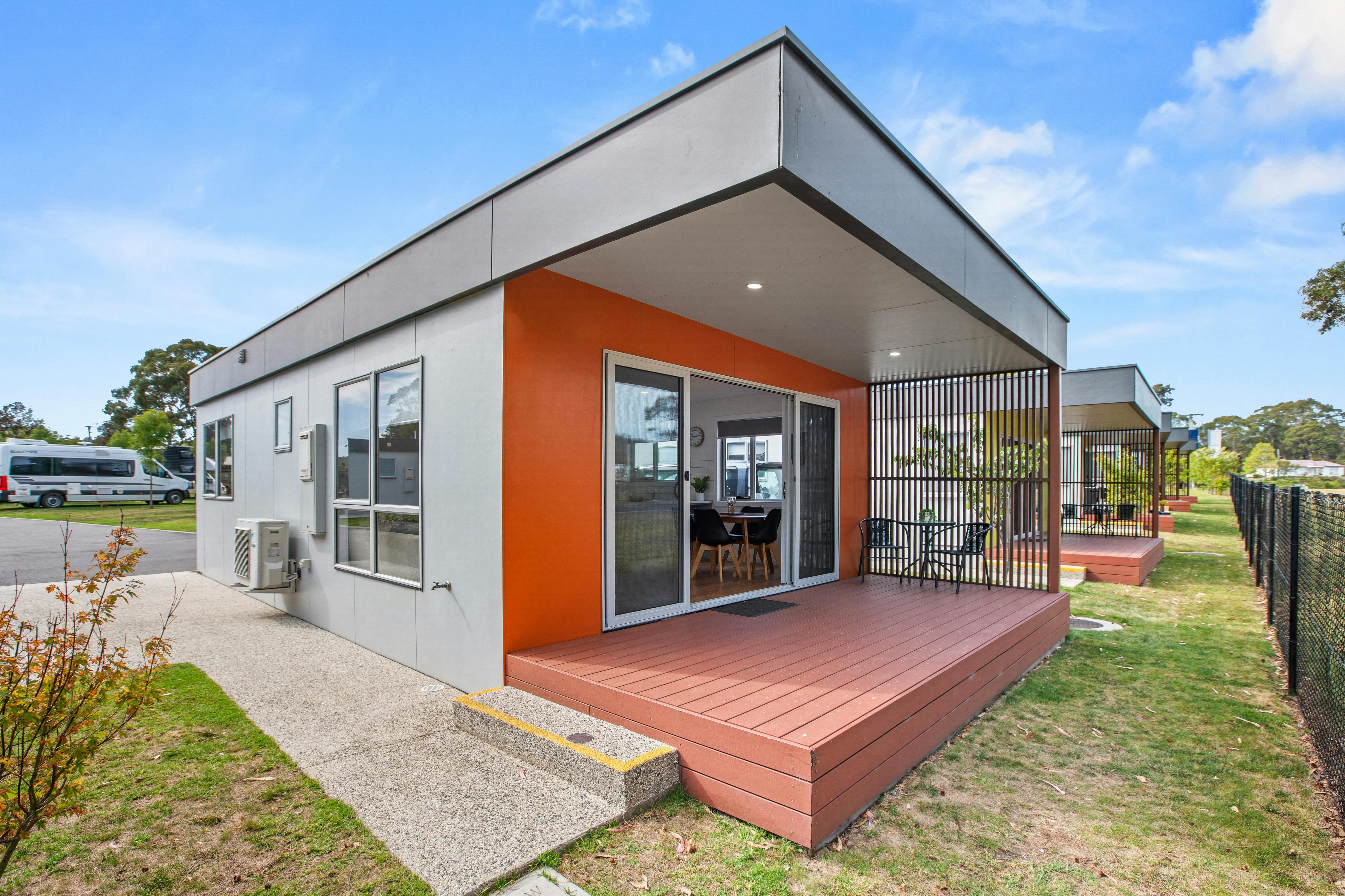 Bay View Cabins image