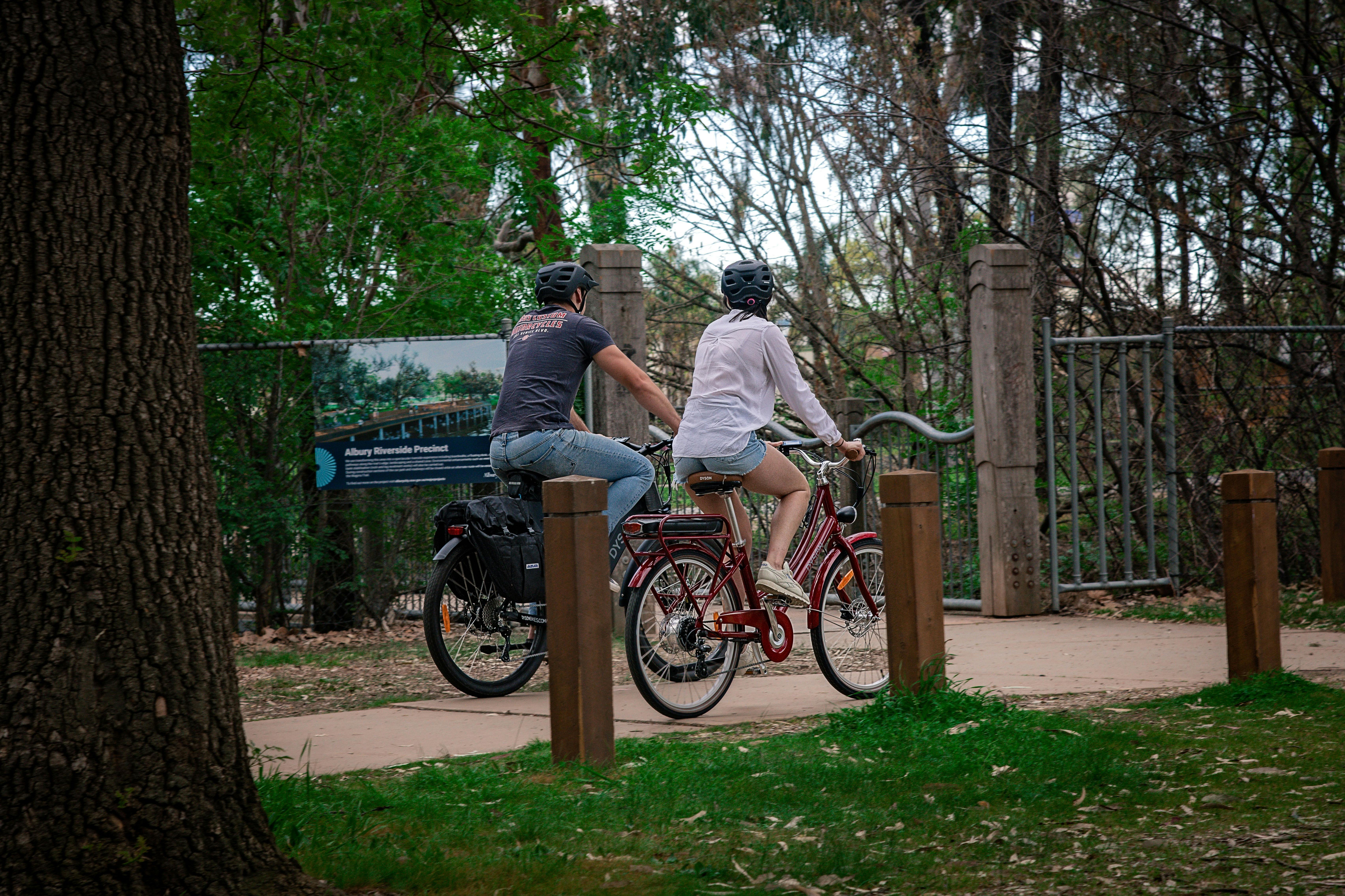 Eating Travel - ebike Hire