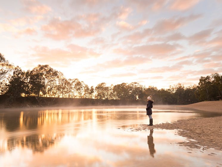 Riverside: Wagga Beach - Winter Sunrise