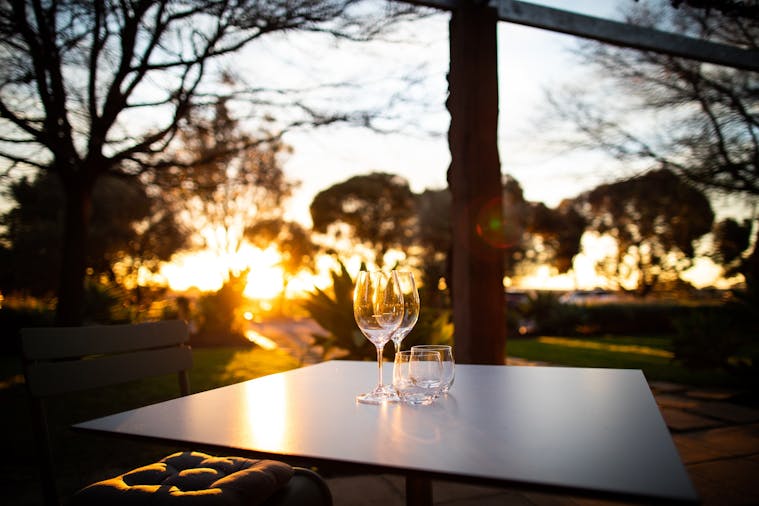 Vintners Bar & Grill
