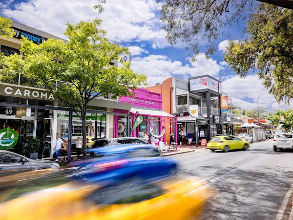 The Parade, Norwood