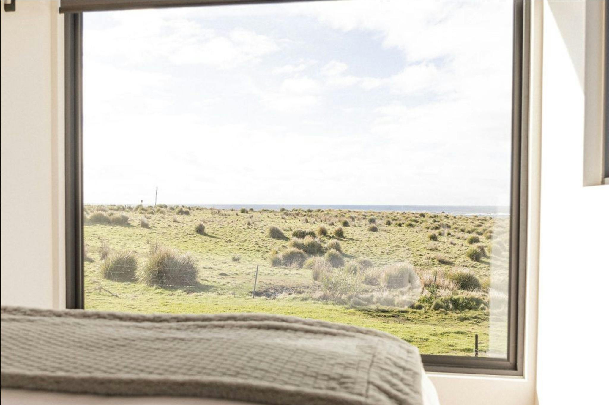Bay of fires Tiny Home Wake up to this view
