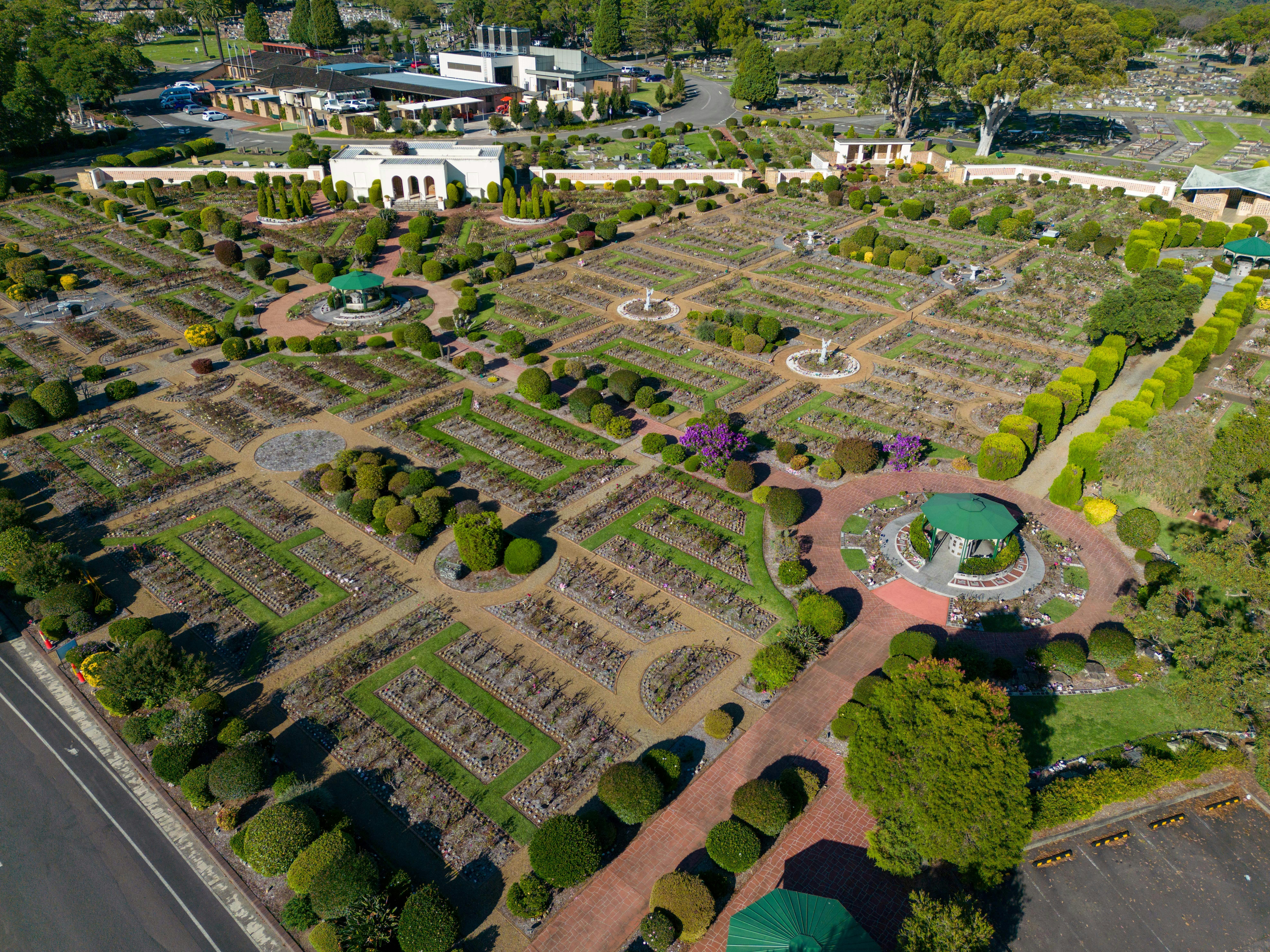 Picturesque Woronora Memorial Park
