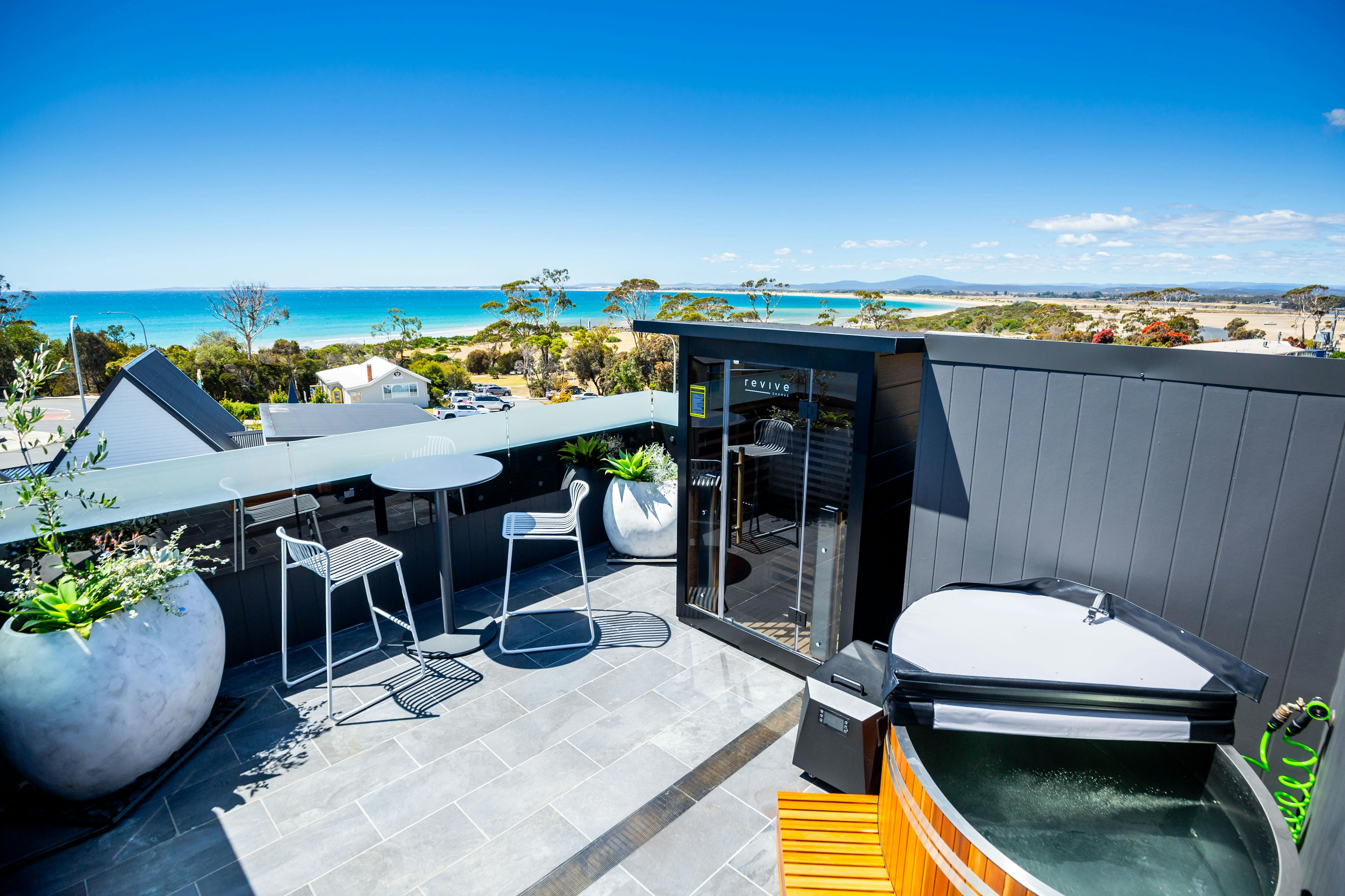 Sauna and spa rooftop