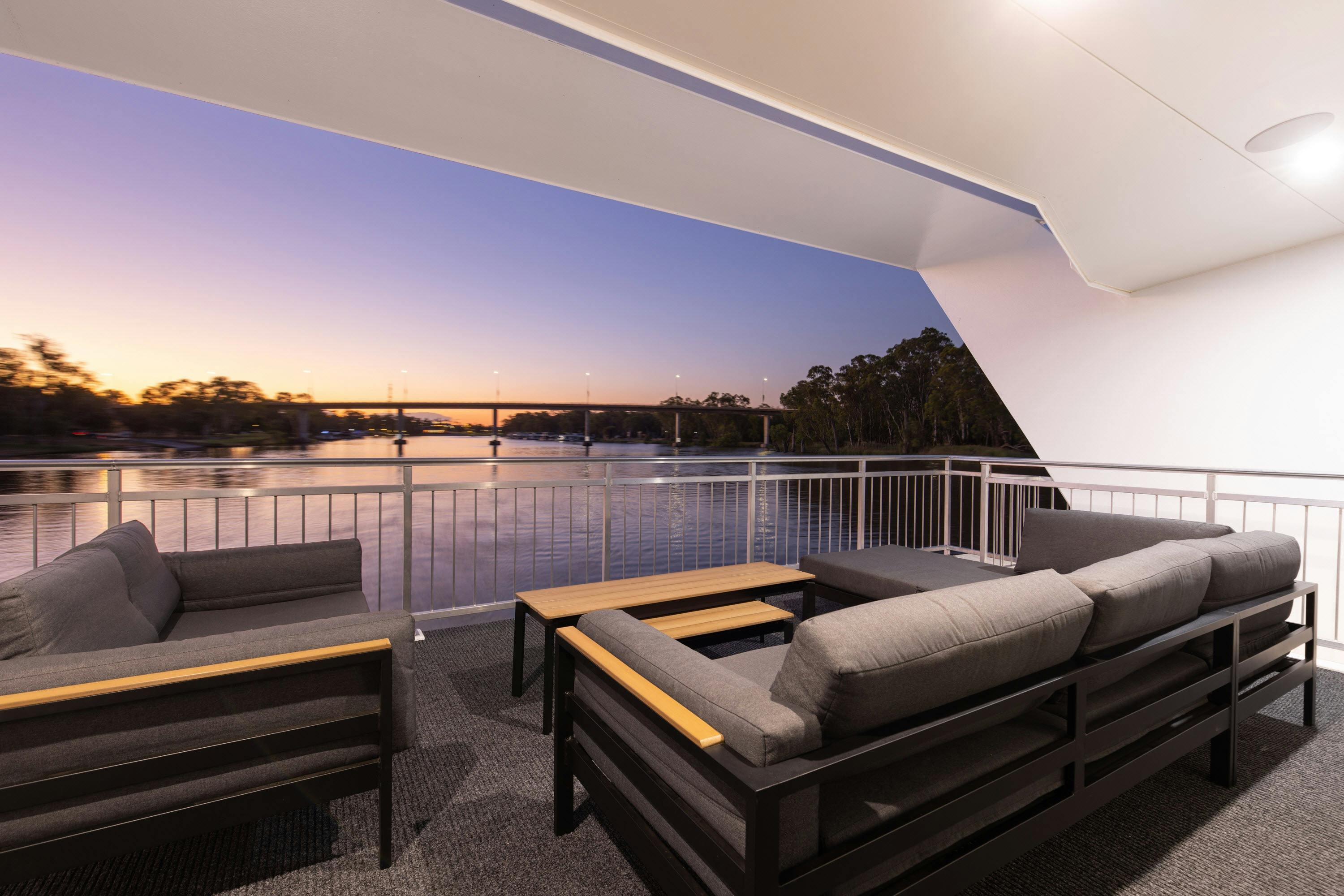 Iconic Luxury Houseboat
